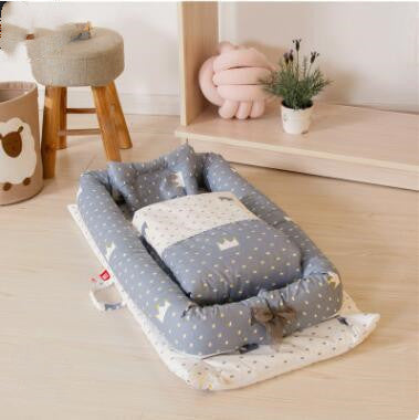 Anti-pressure New-born Foldable Portable Bed